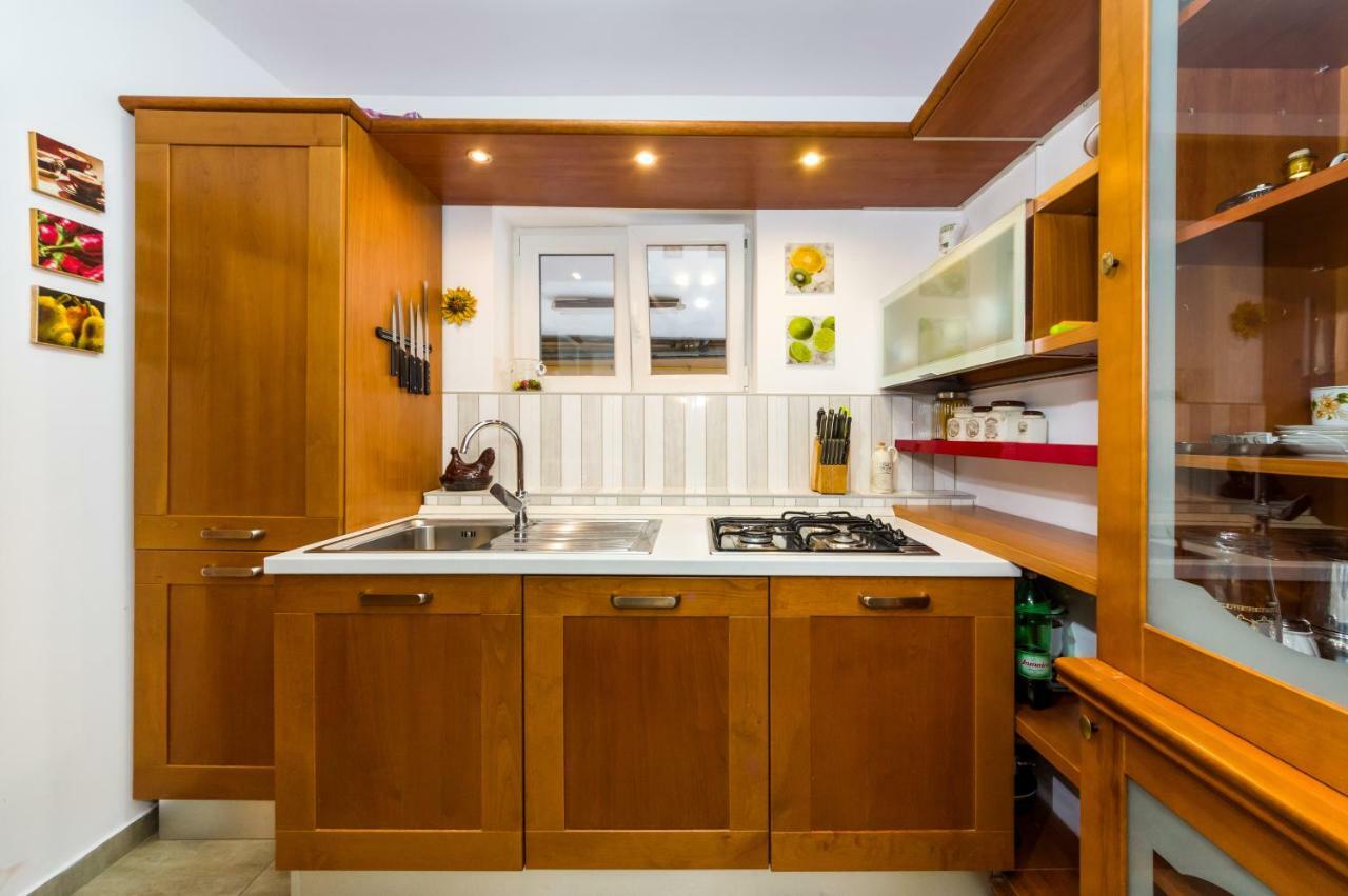 Mihael Appartement Zadar Buitenkant foto