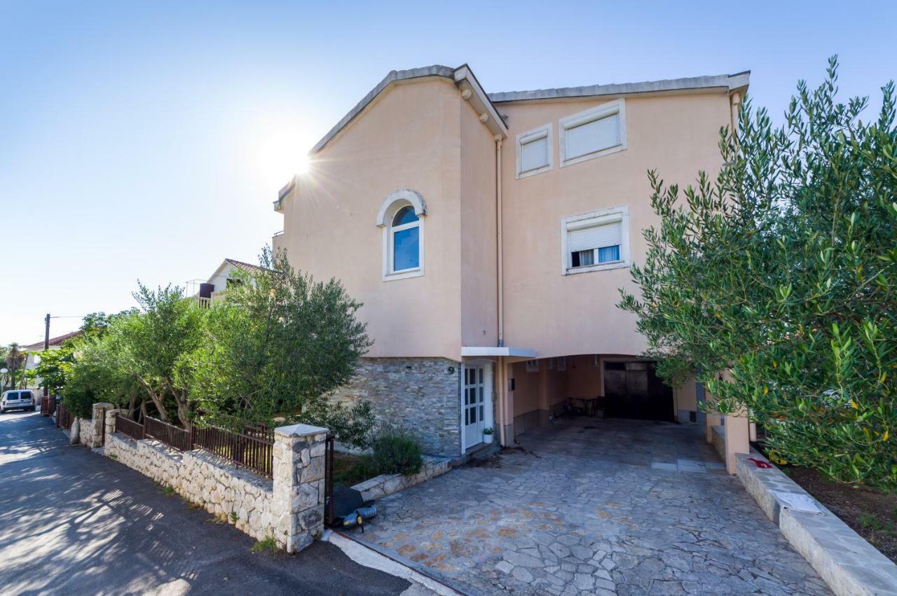 Mihael Appartement Zadar Buitenkant foto