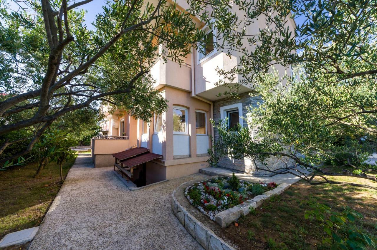 Mihael Appartement Zadar Buitenkant foto