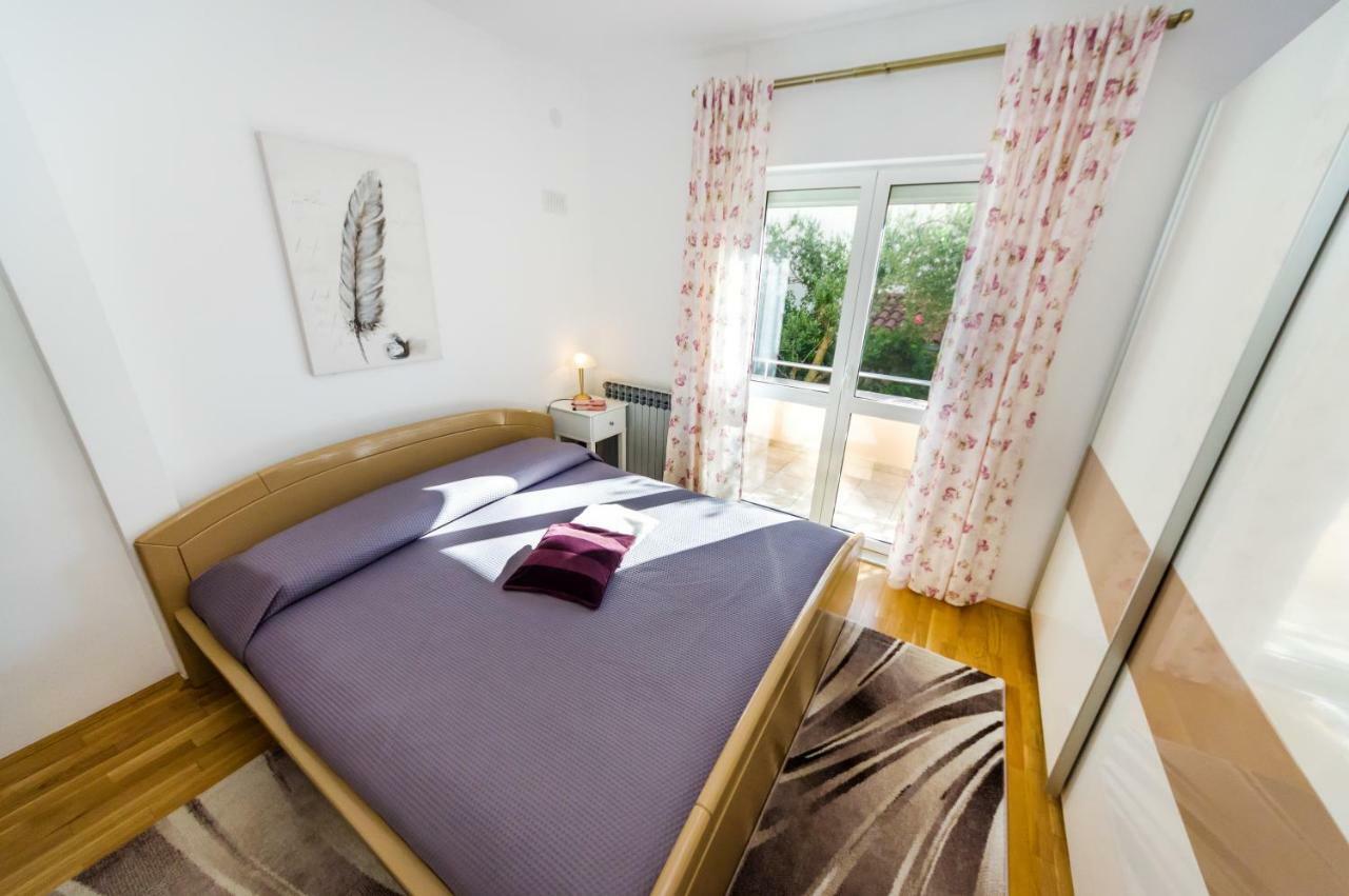 Mihael Appartement Zadar Buitenkant foto