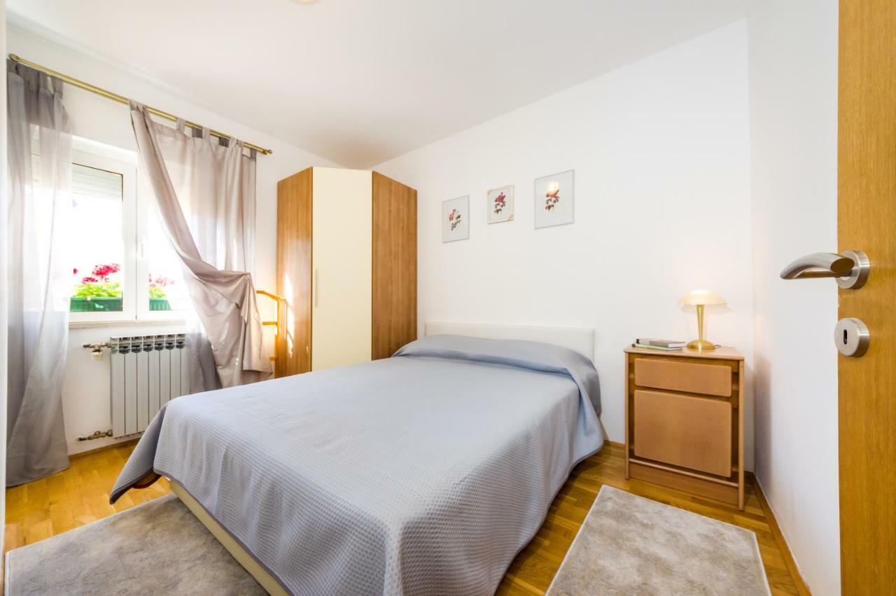 Mihael Appartement Zadar Buitenkant foto